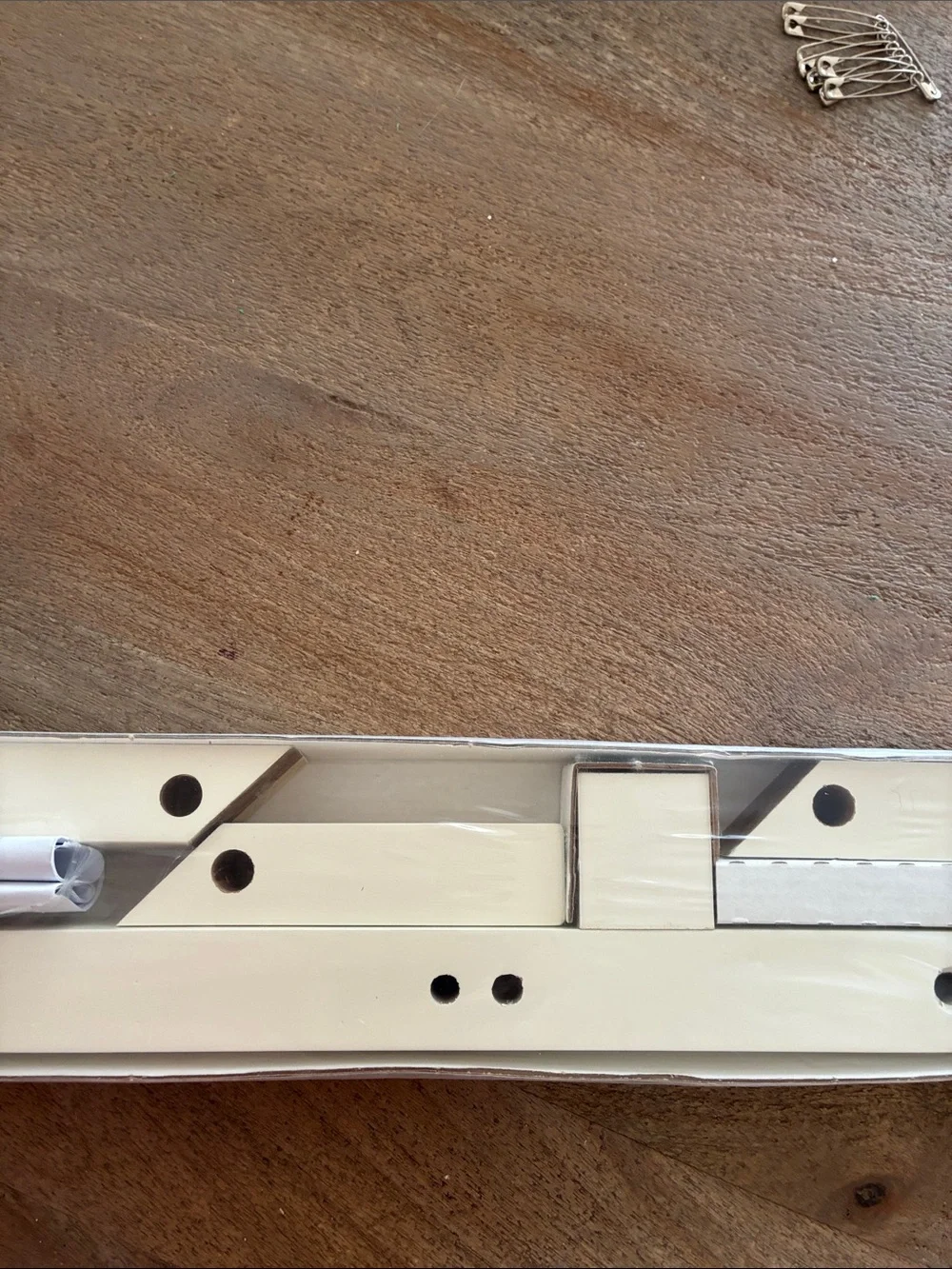 IKEA wall hanging purse coat rack Rod Bracket Set in Cream